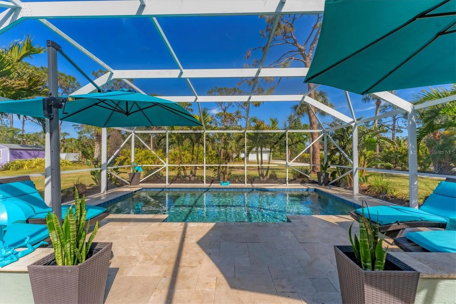 1080 BAYSHORE DR
