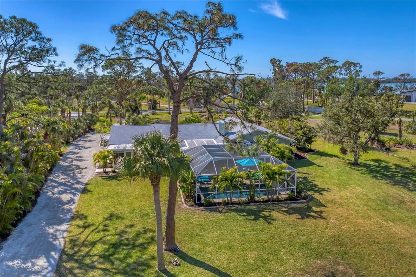 1080 BAYSHORE DR