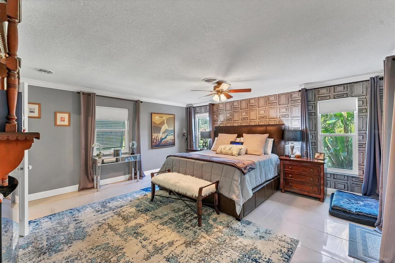 1080 BAYSHORE DR