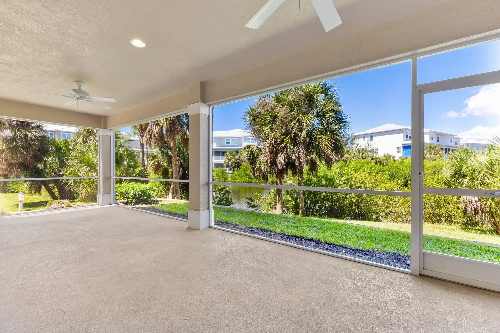 10430 CORAL LANDINGS LN #117, #117