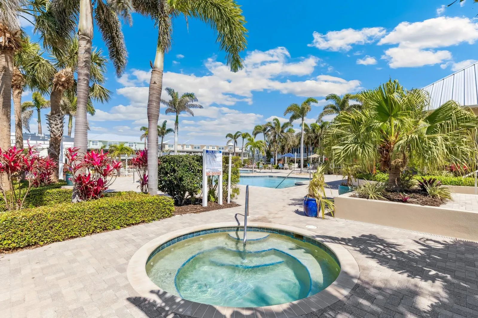 10430 CORAL LANDINGS LN #117, #117