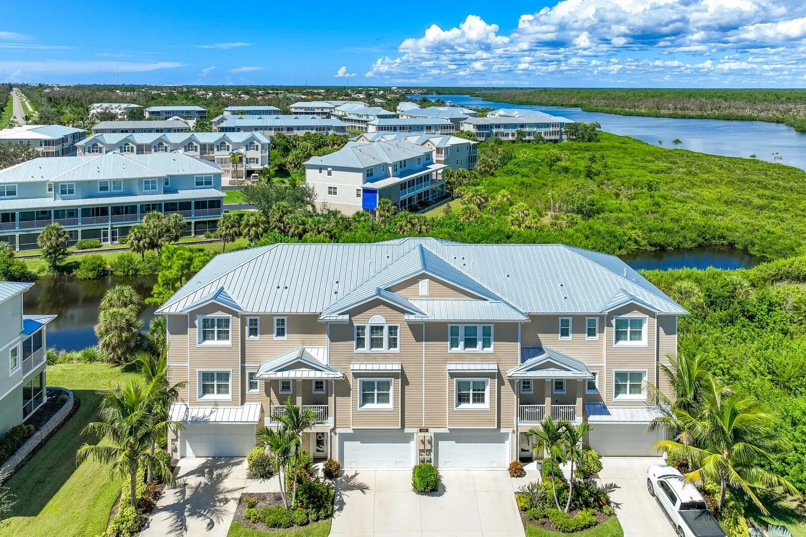 10430 CORAL LANDINGS LN #117, #117