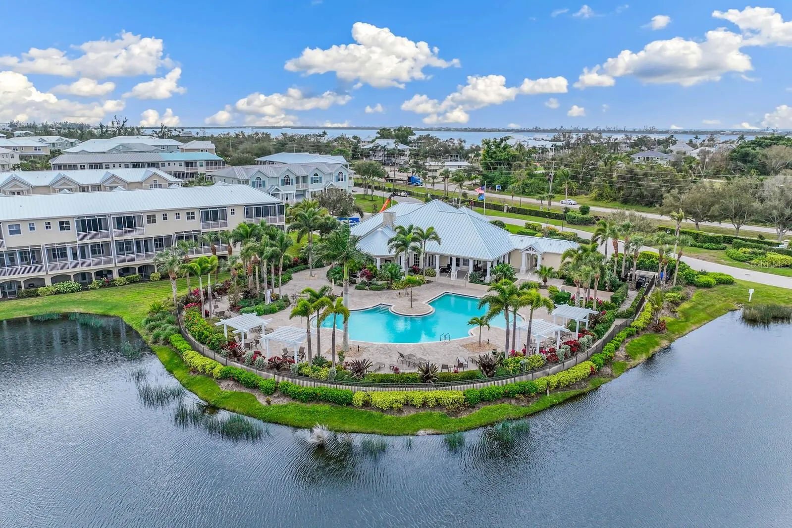 10430 CORAL LANDINGS LN #117, #117