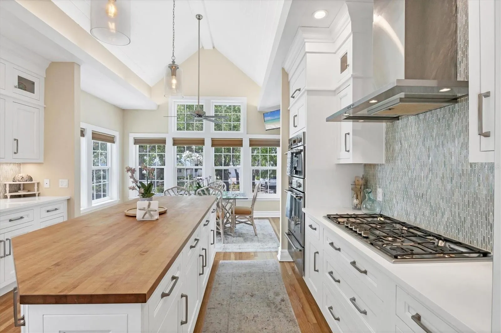 158 CARRICK BEND LN