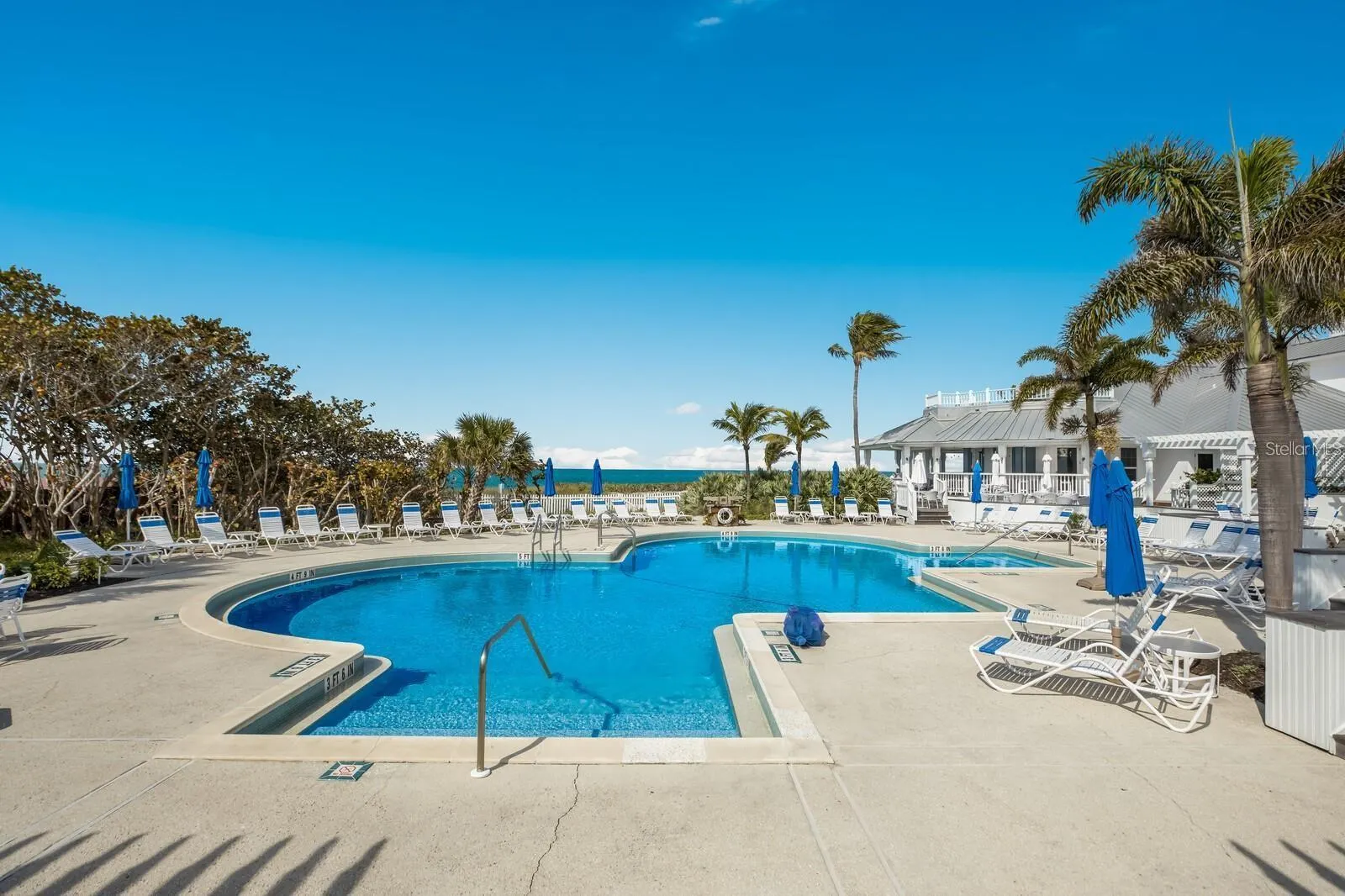 158 CARRICK BEND LN