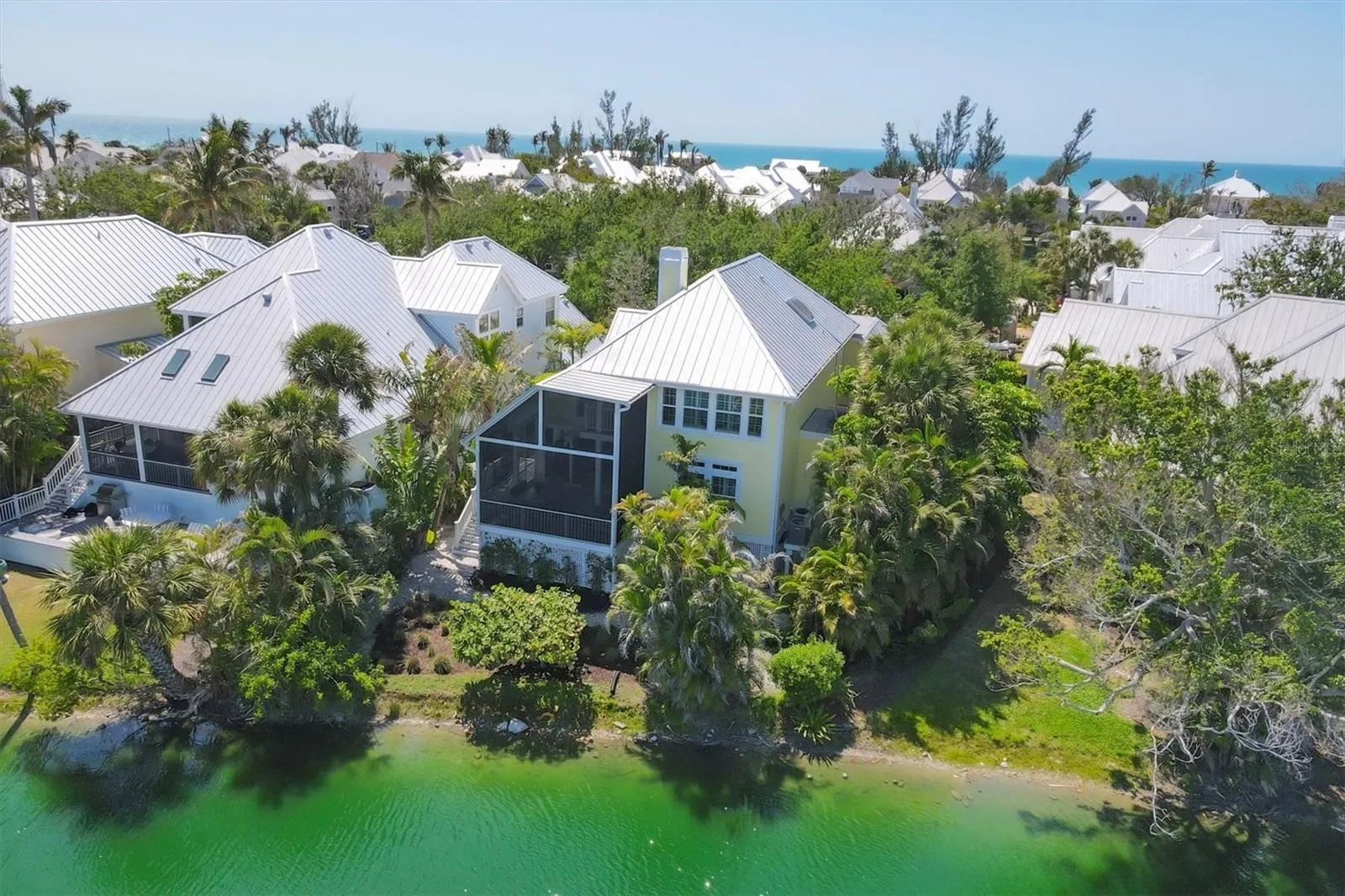 158 CARRICK BEND LN