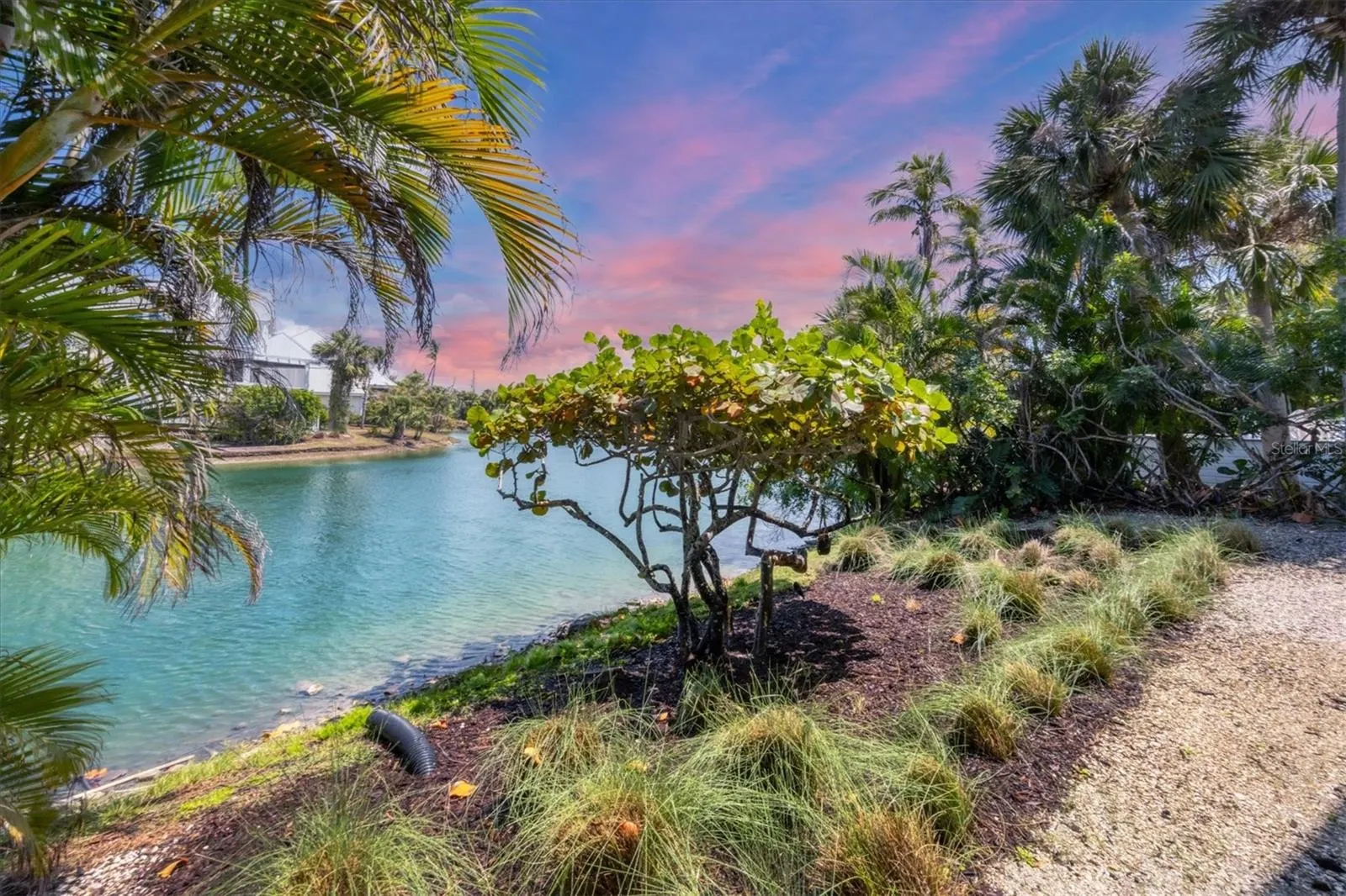 158 CARRICK BEND LN