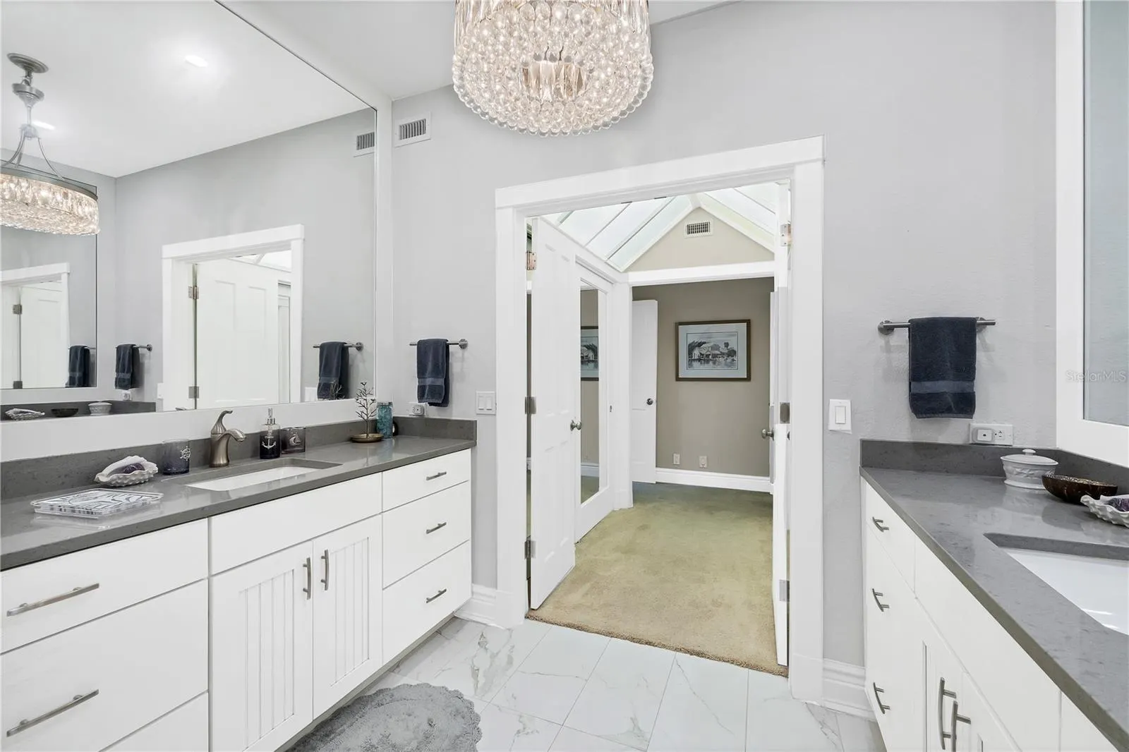 158 CARRICK BEND LN
