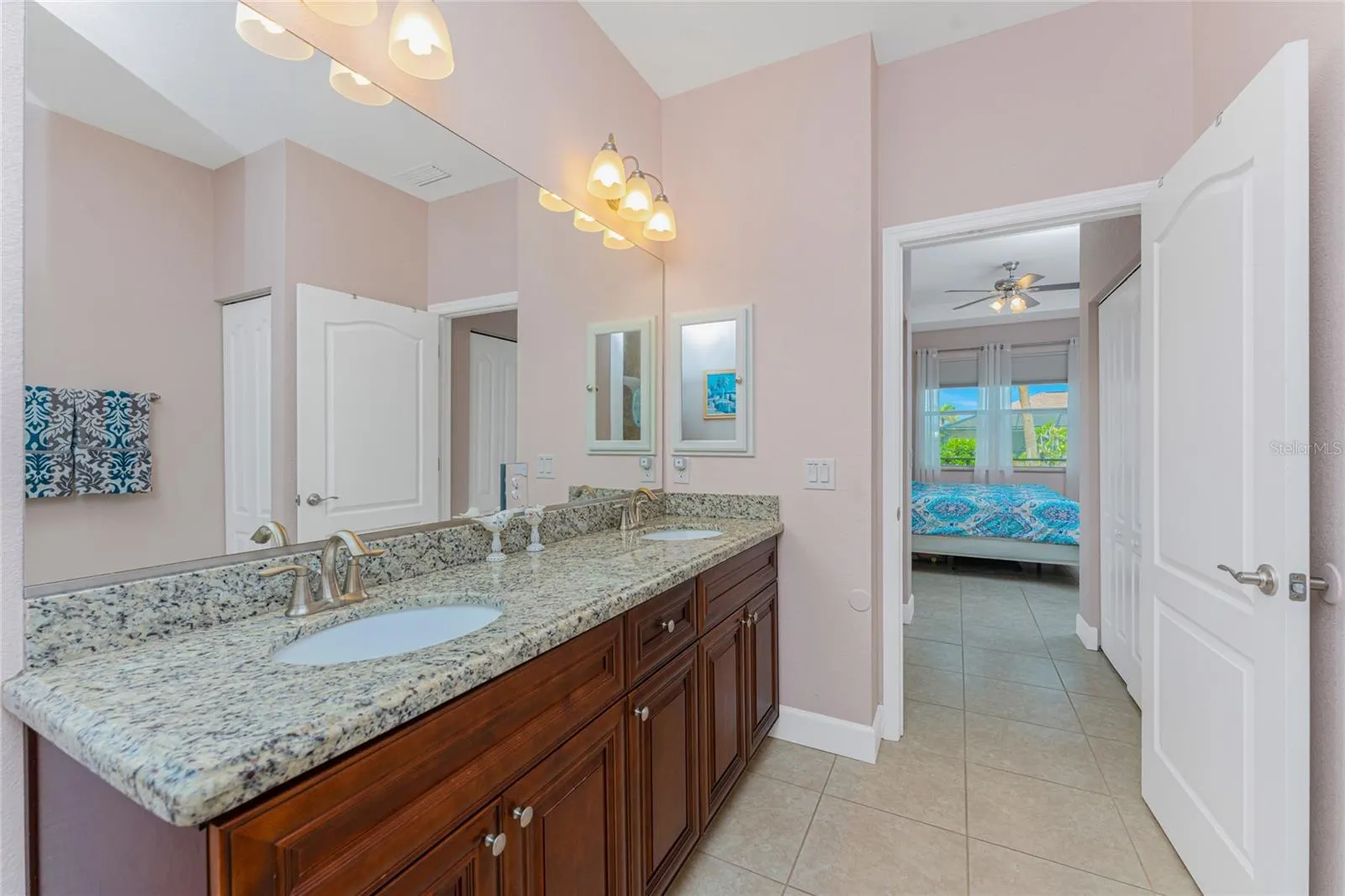 59 LONG MEADOW LN
