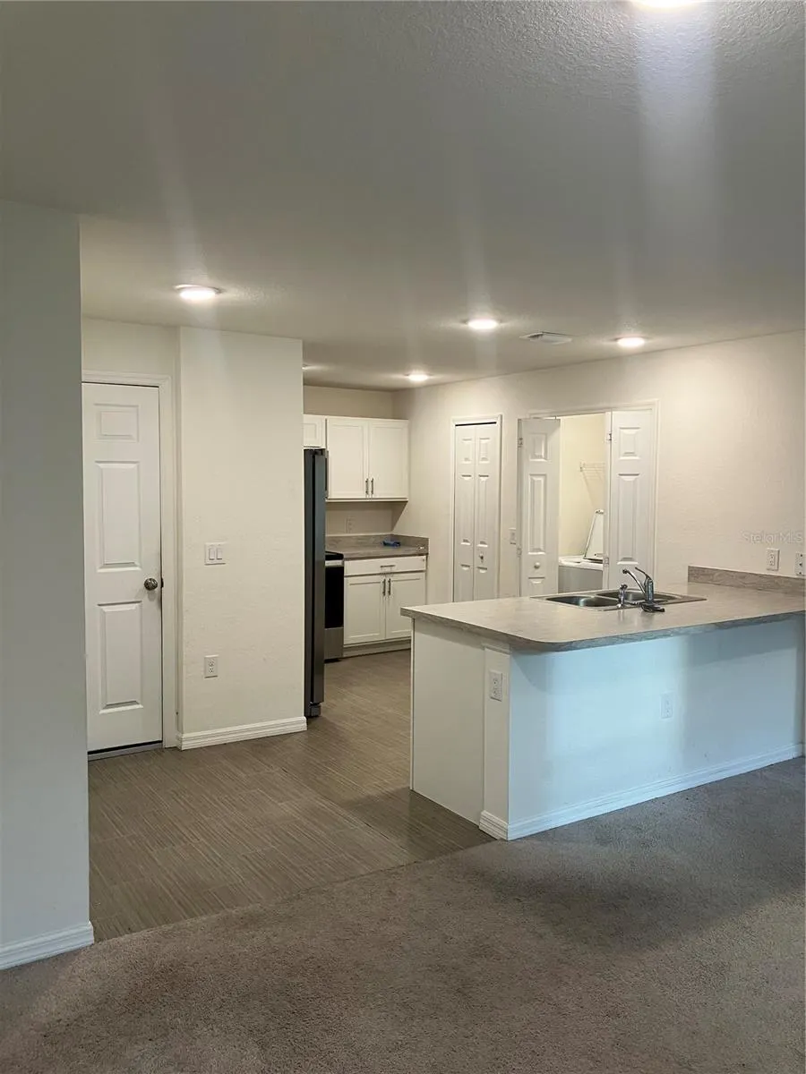 4281 GOLFAIR LN
