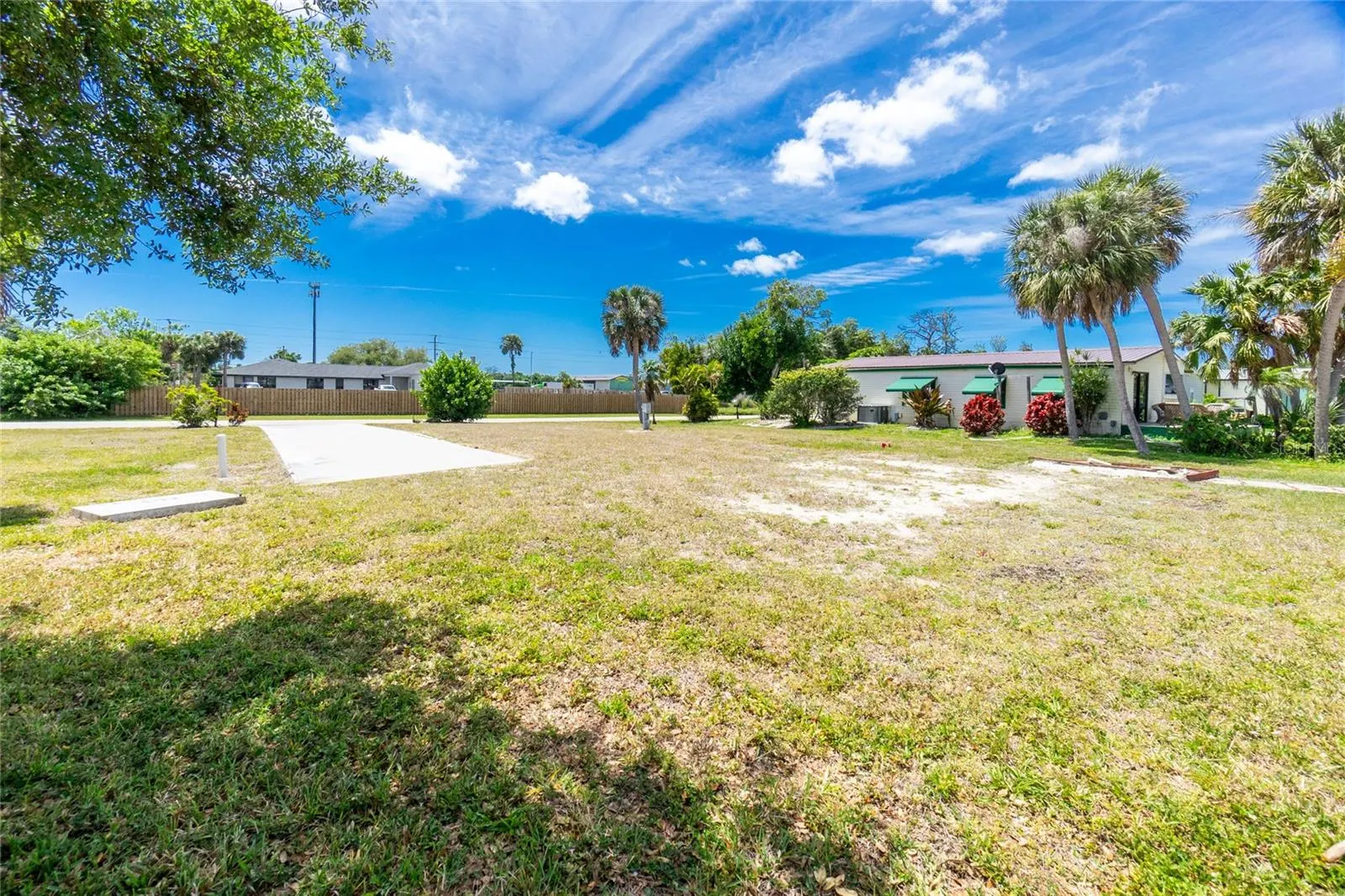 6371 FALCON DR