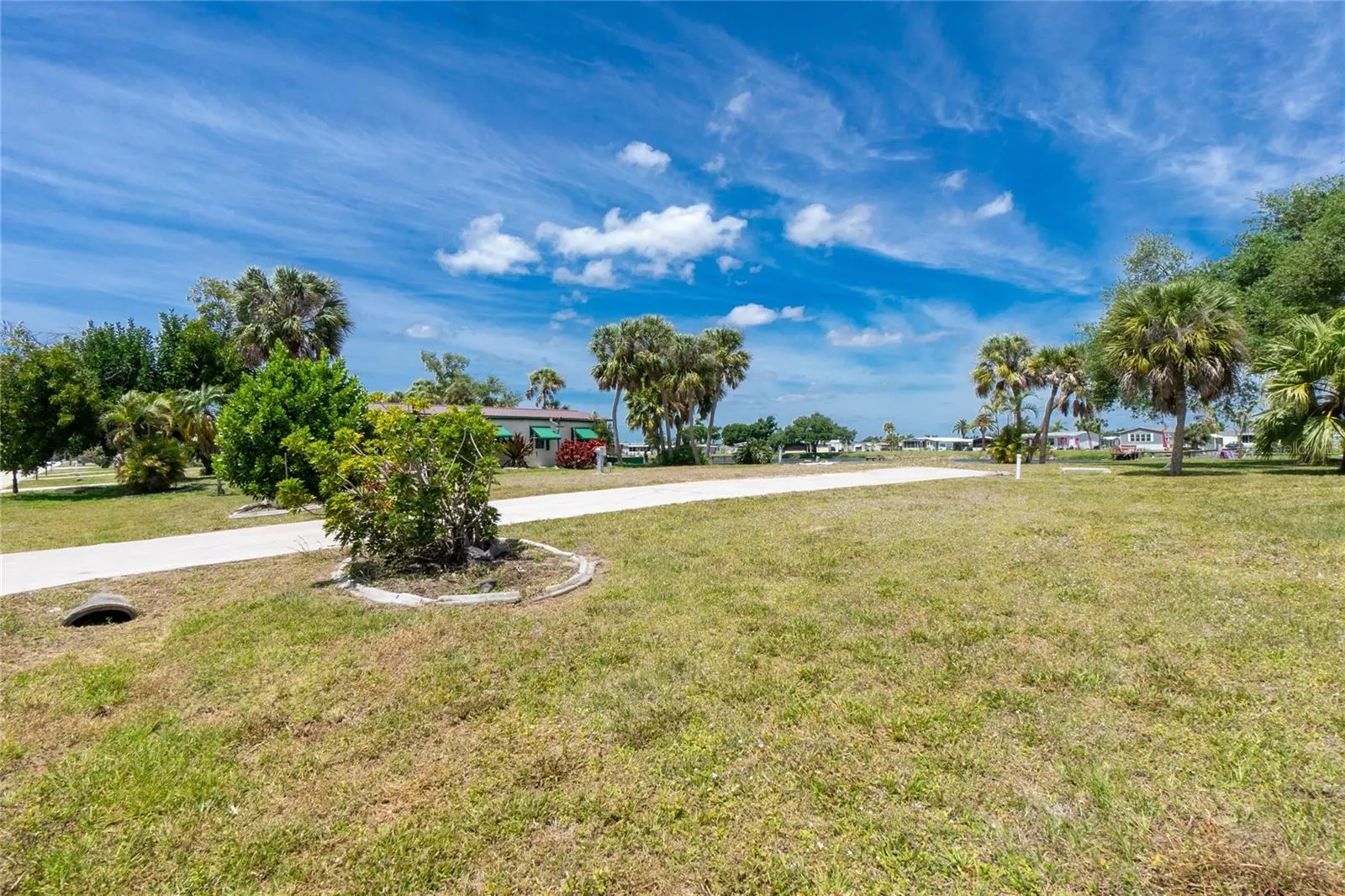 6371 FALCON DR