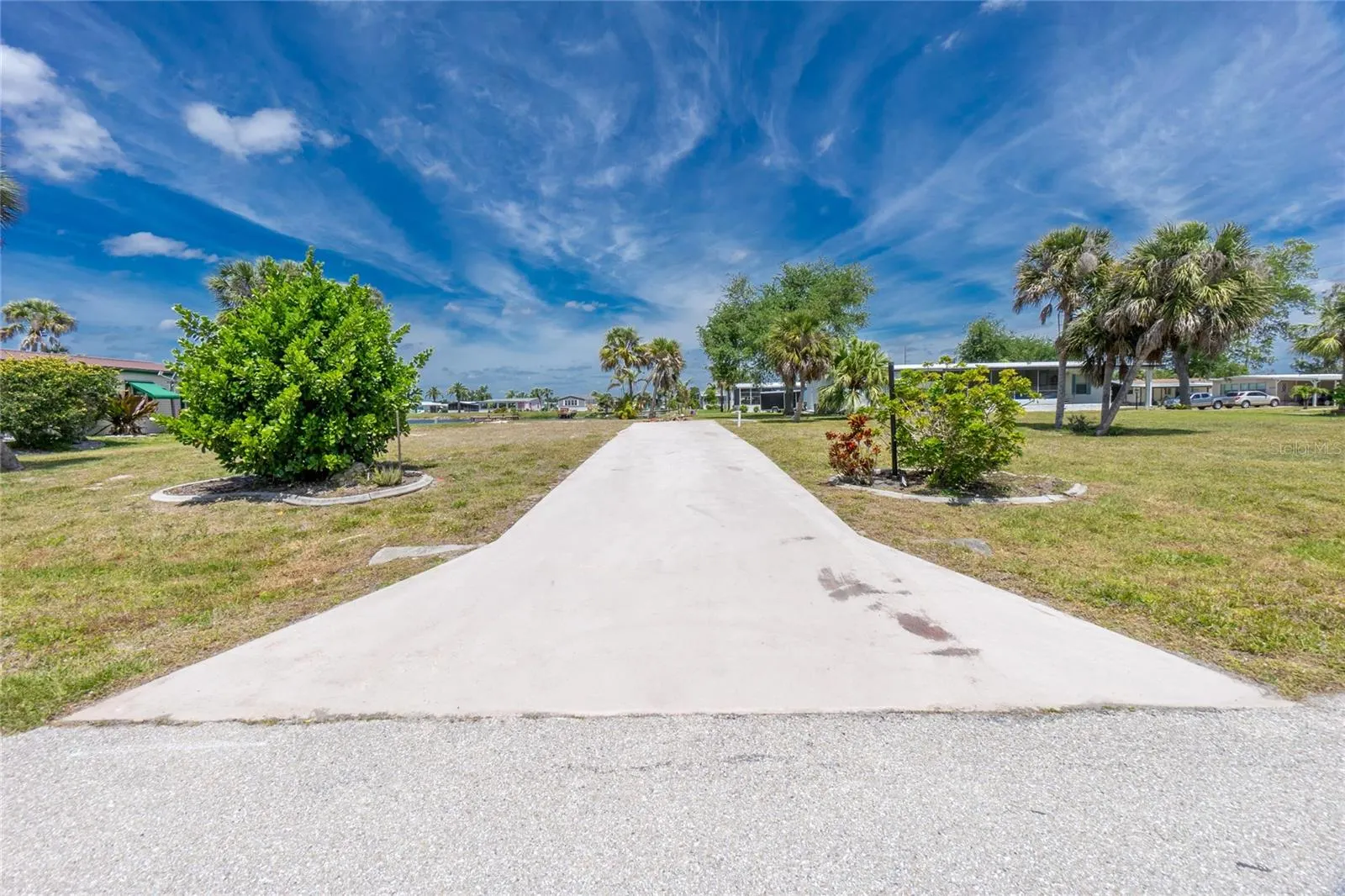 6371 FALCON DR