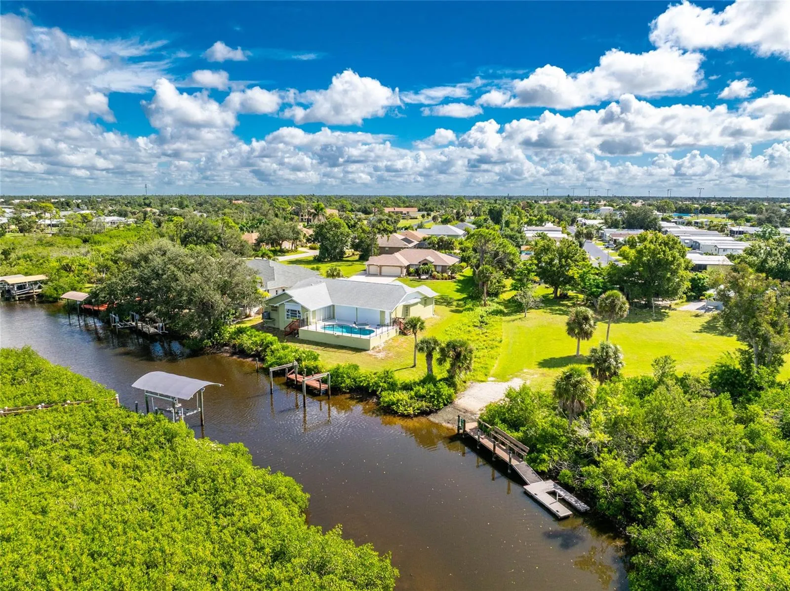 22 TURTLE BAY CIR
