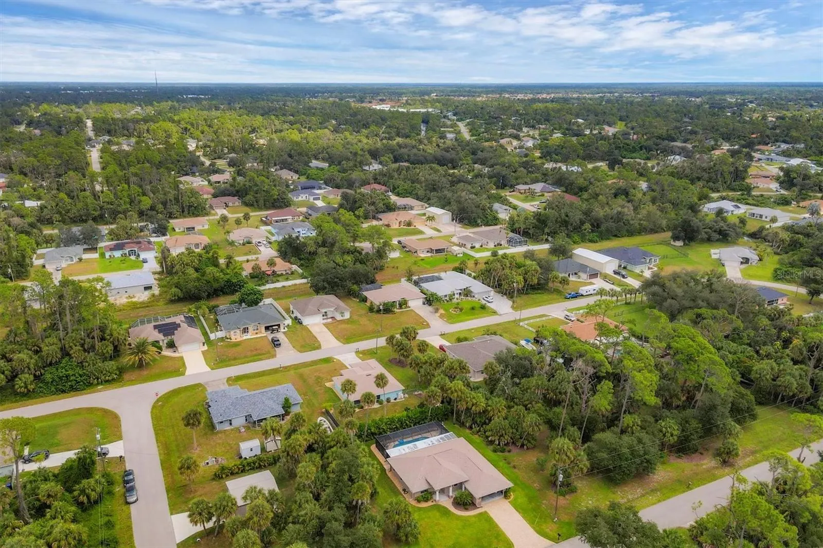 1469 FRANKLIN LN