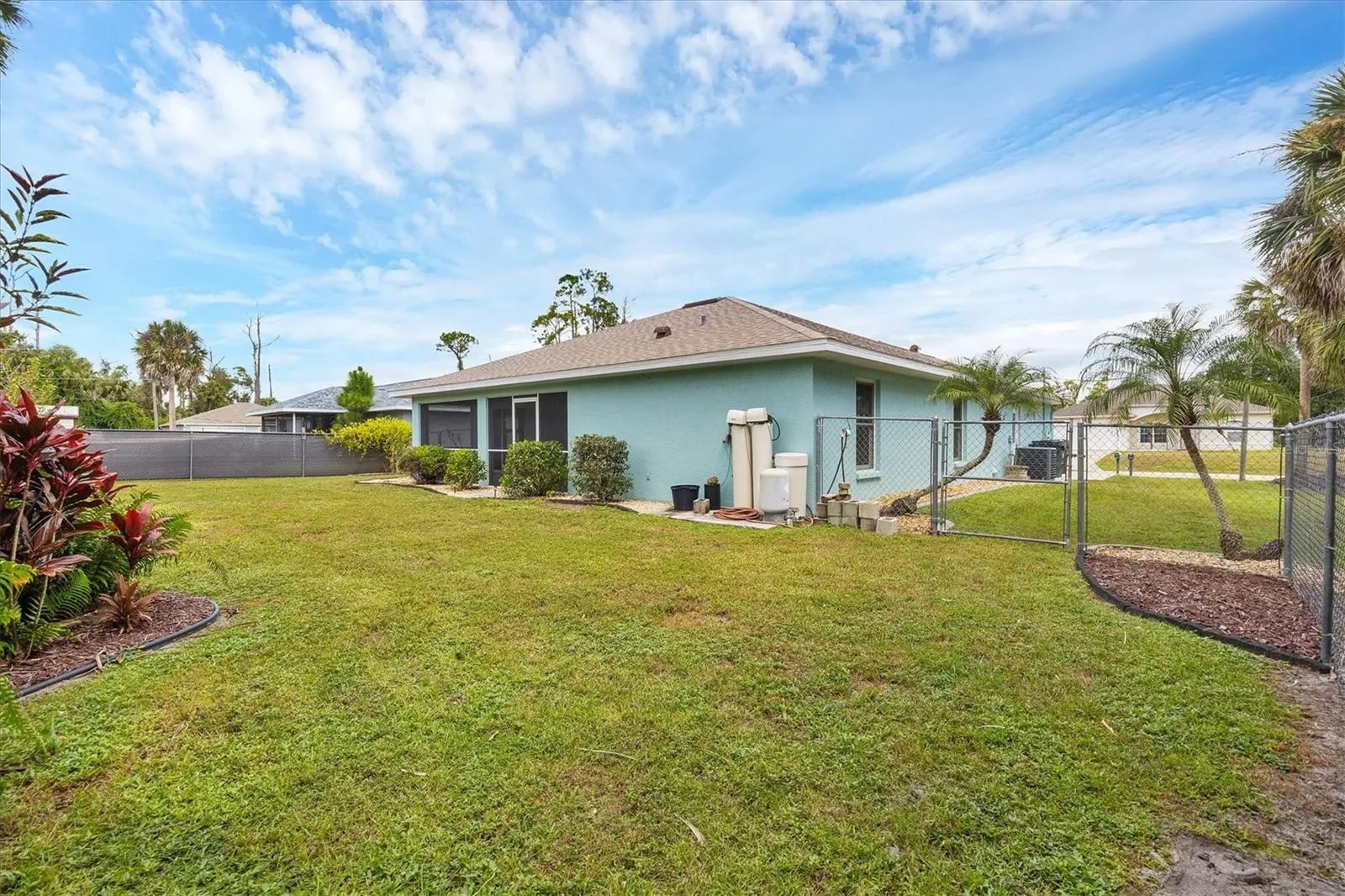 1469 FRANKLIN LN
