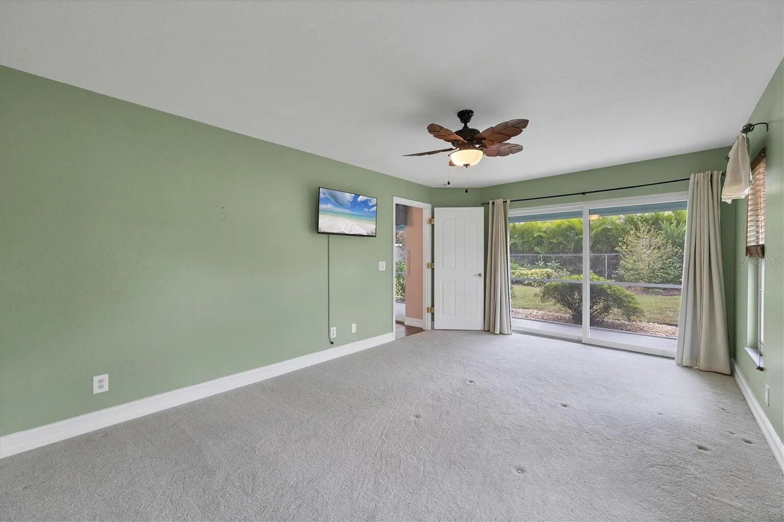 1469 FRANKLIN LN