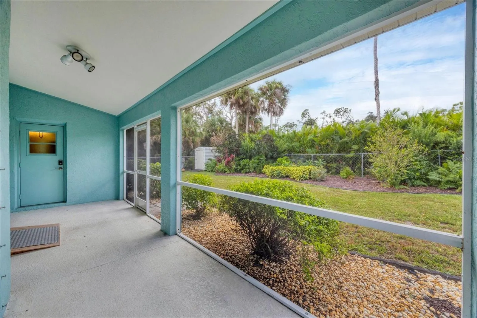 1469 FRANKLIN LN