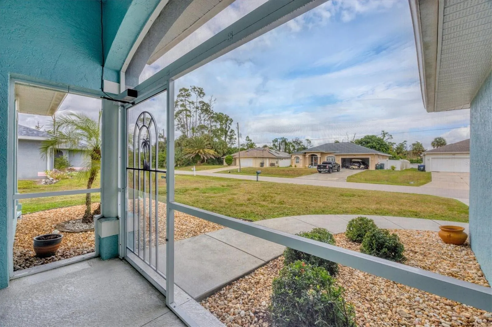 1469 FRANKLIN LN