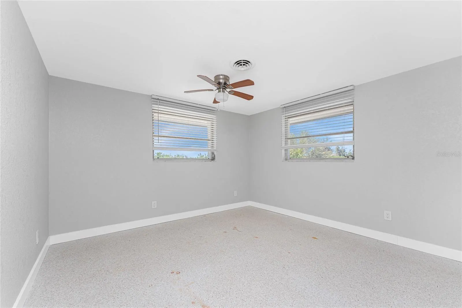 1410 SAN JOSE DR