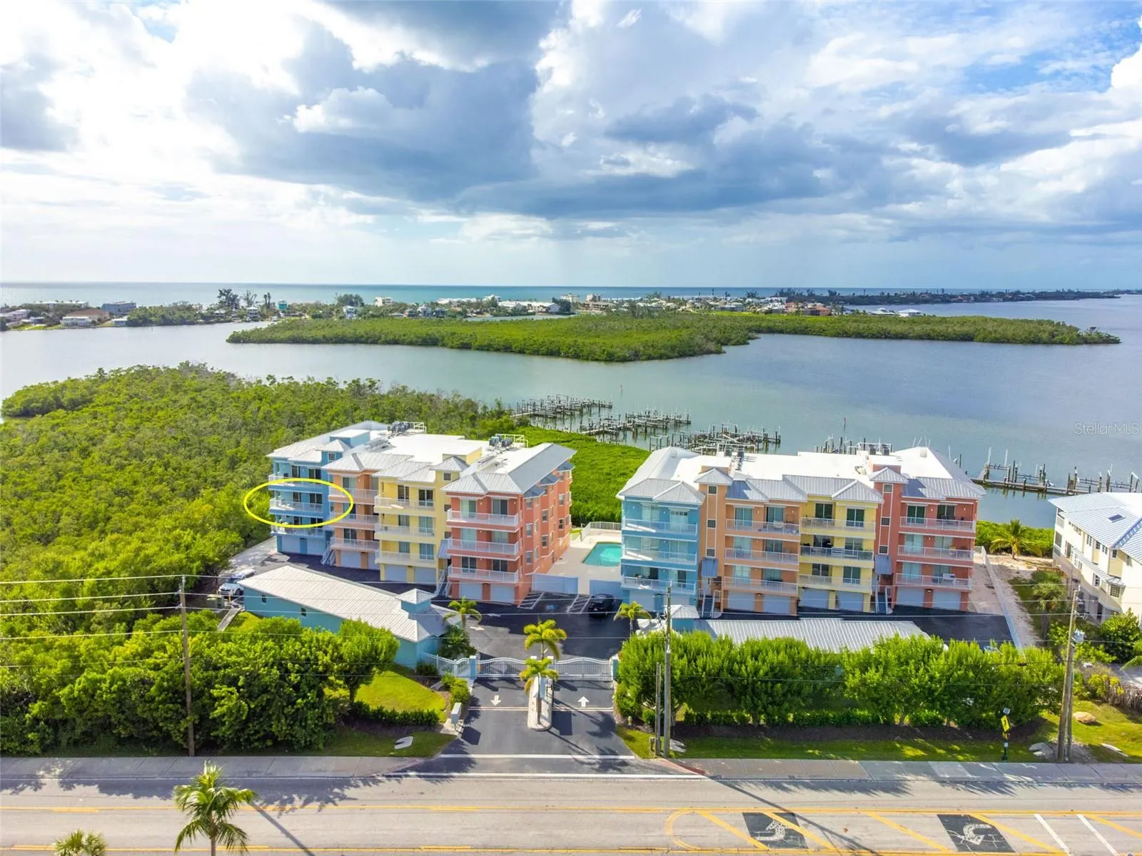 1420 BEACH RD #204, #204