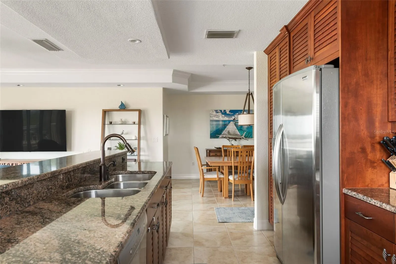 1420 BEACH RD #204, #204
