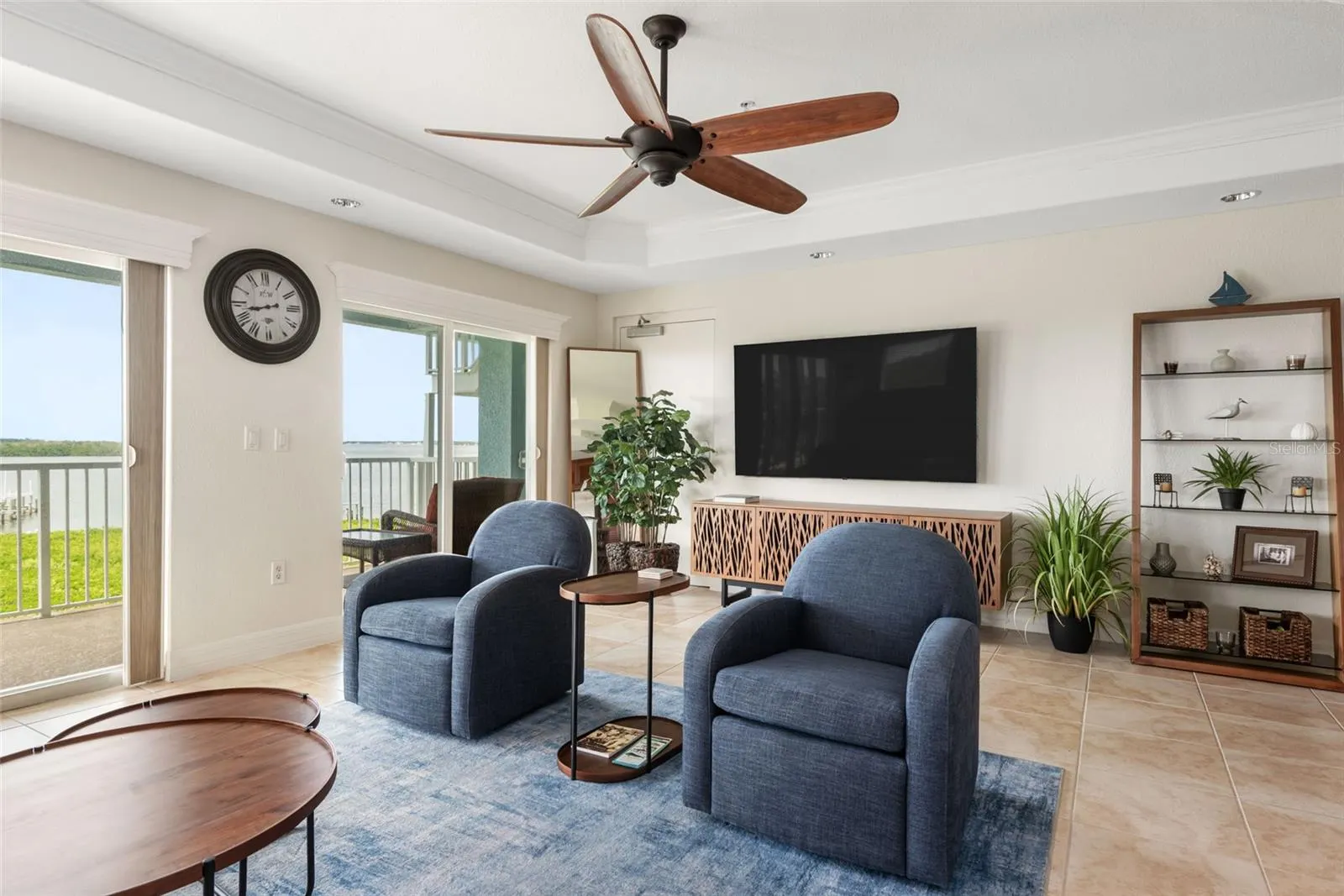 1420 BEACH RD #204, #204
