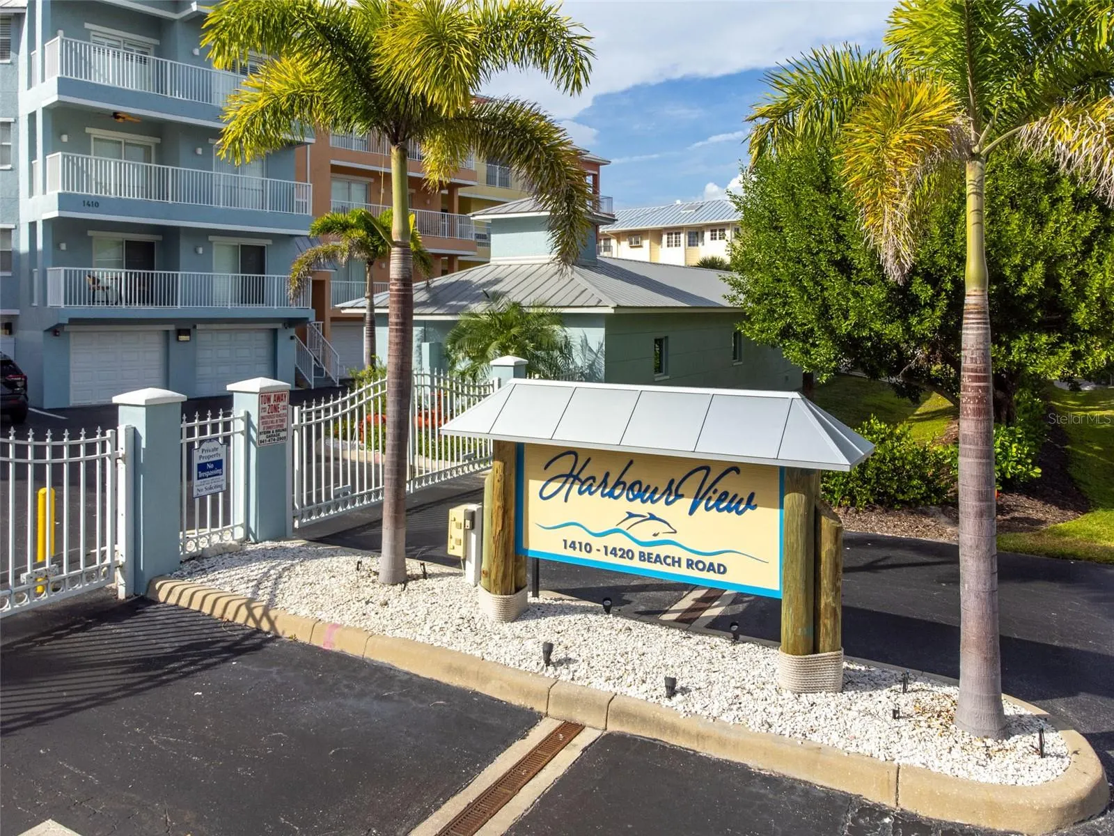 1420 BEACH RD #204, #204