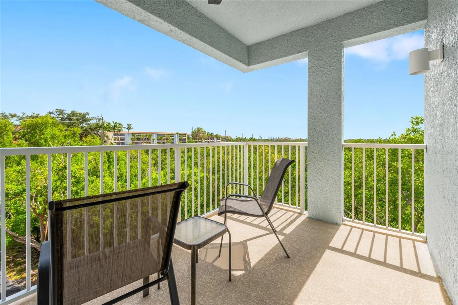 1420 BEACH RD #204, #204