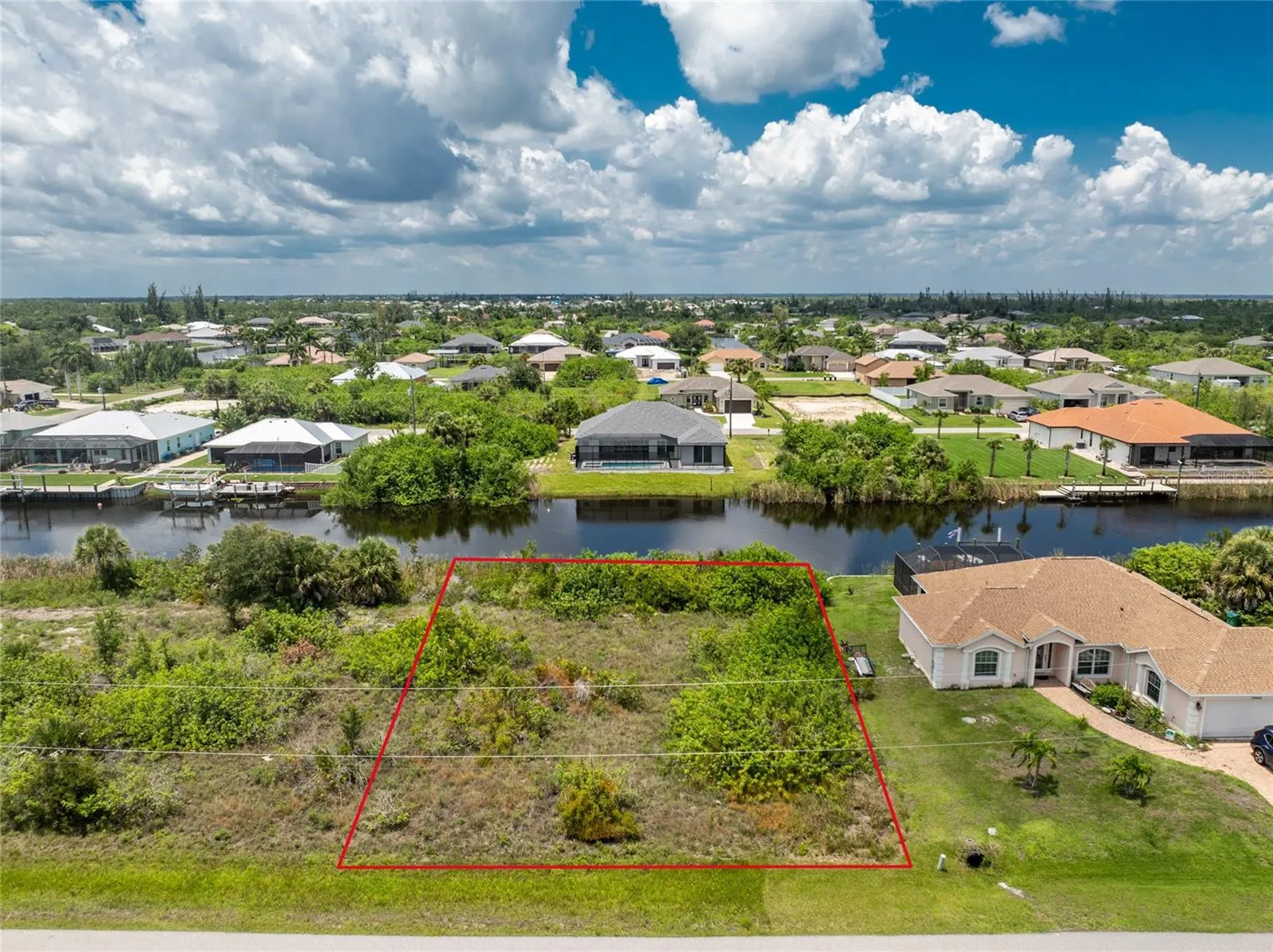 15610 APPLEWHITE CIR