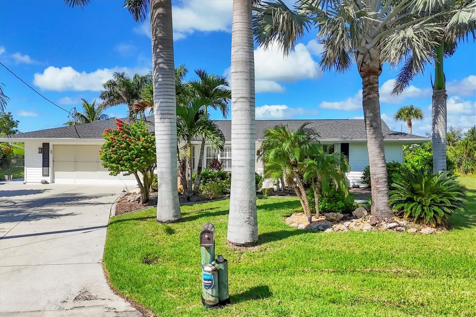 14494 LILLIAN CIR