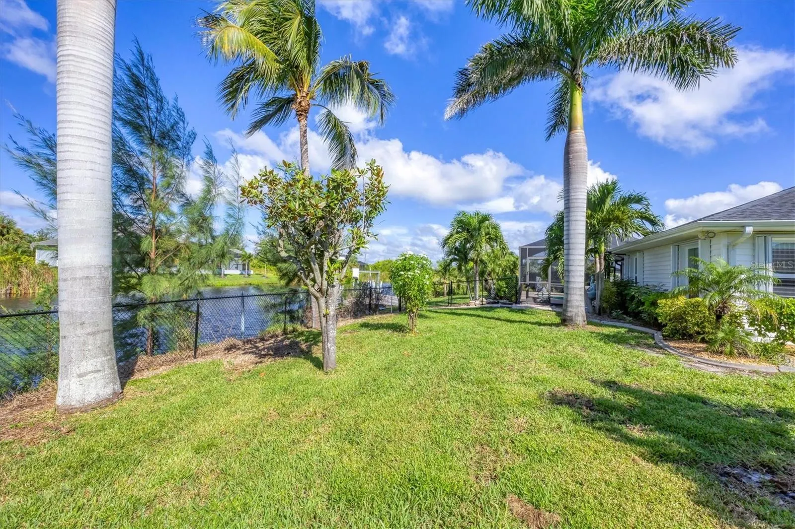 14494 LILLIAN CIR