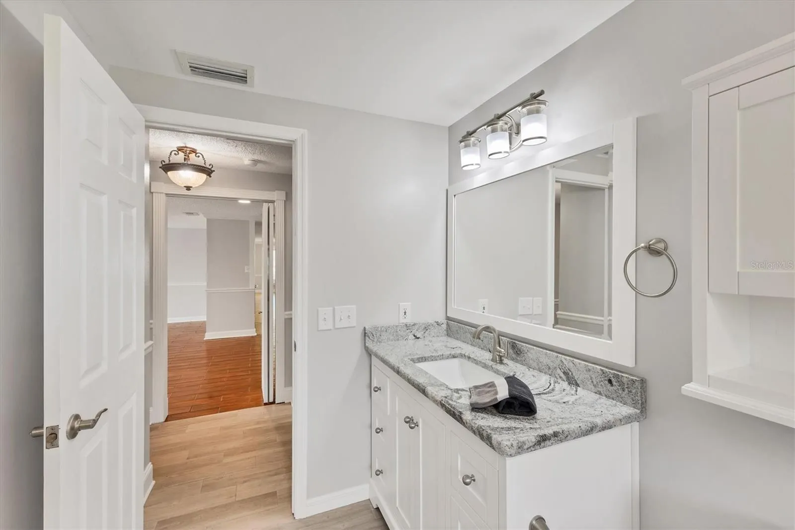 14494 LILLIAN CIR