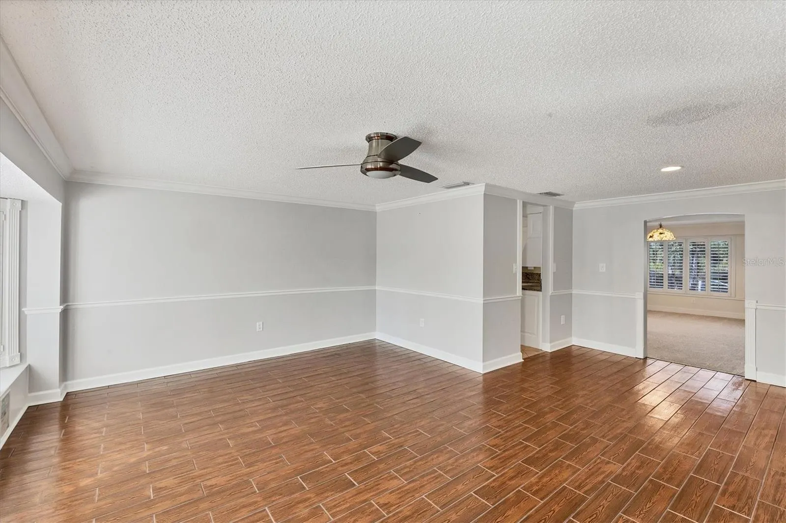 14494 LILLIAN CIR