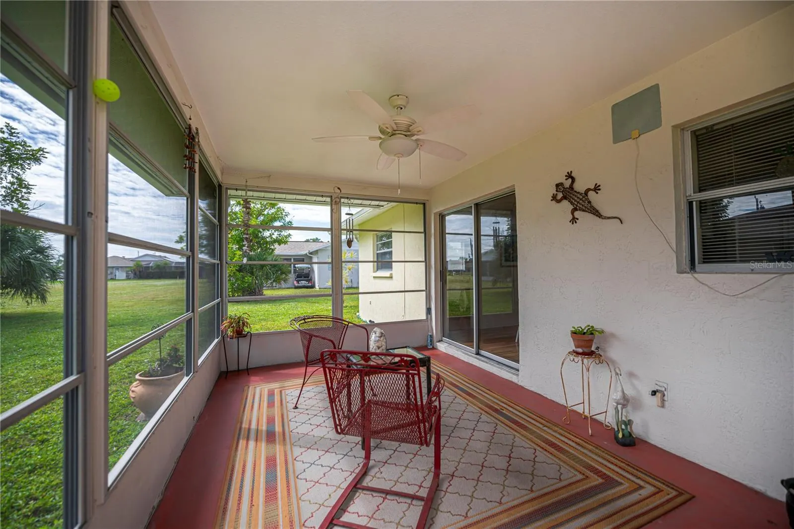1311 WASHINGTON DR