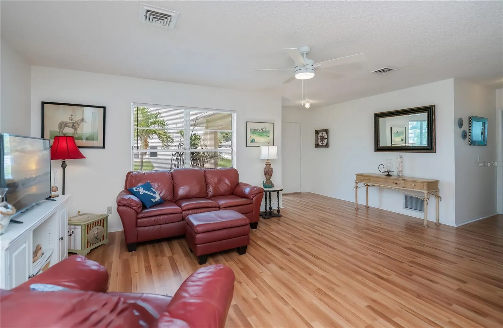 1311 WASHINGTON DR