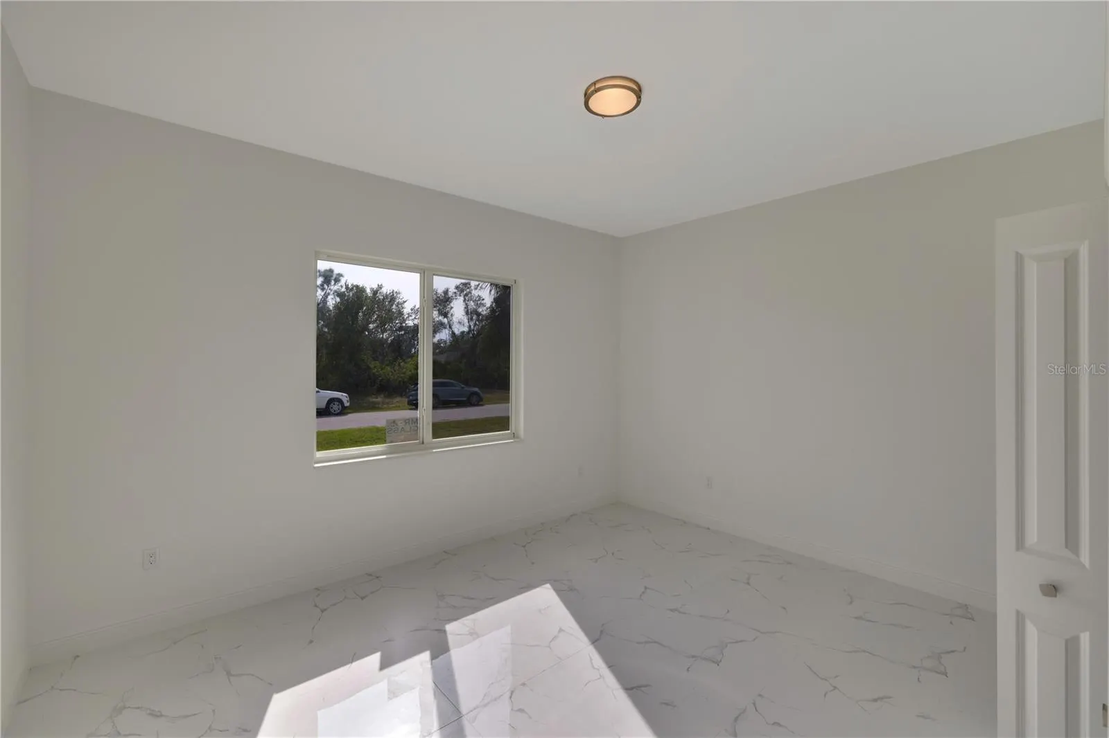 118 GREEN PINE PARK