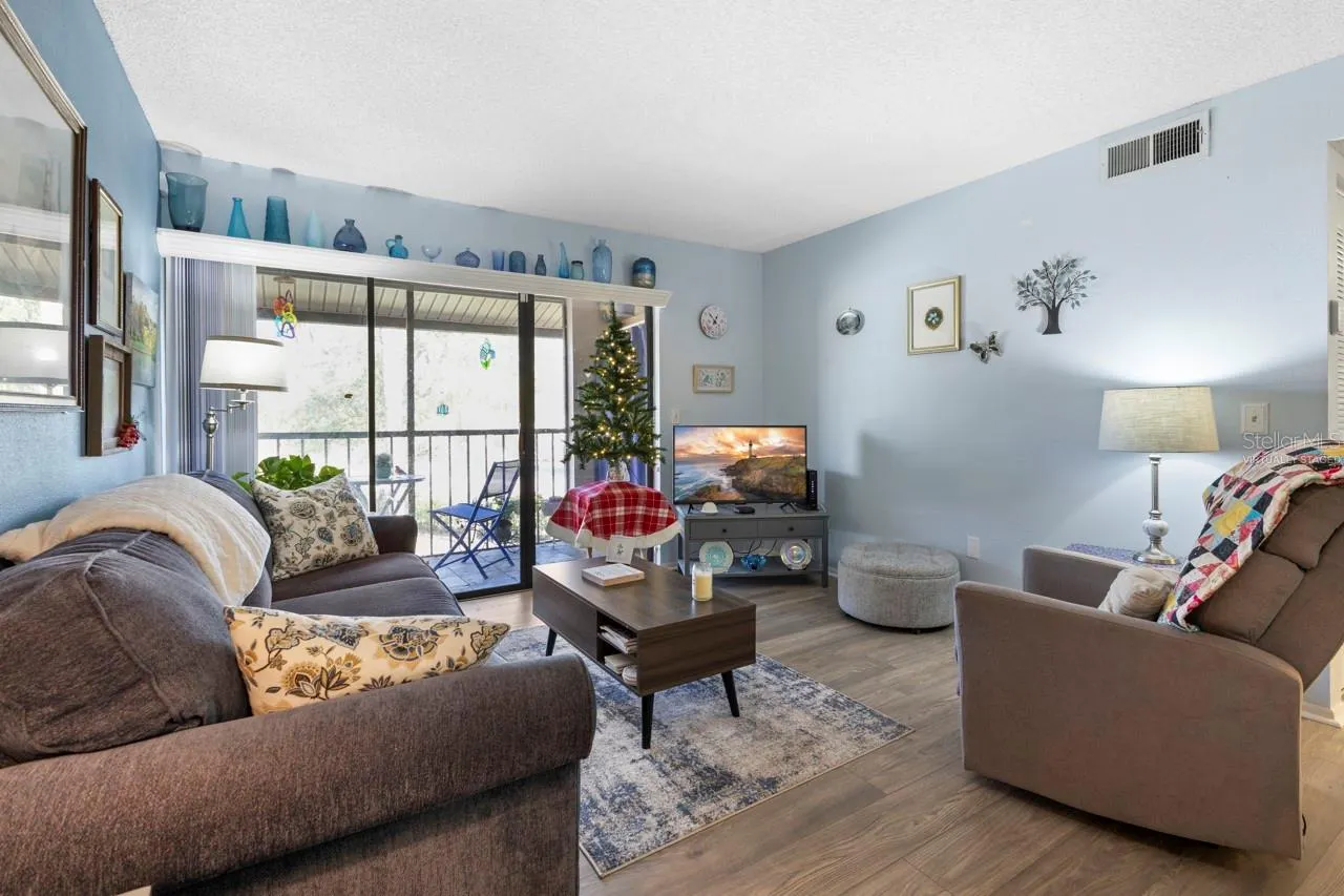 1515 FORREST NELSON BLVD #A 202, #A 202