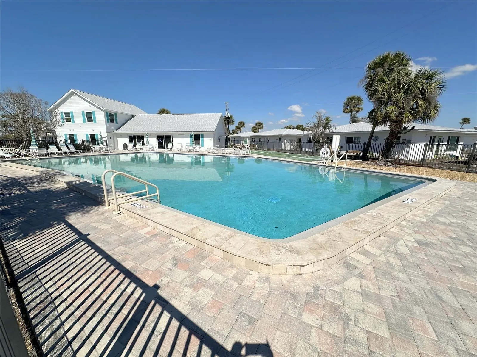1977 BEACH RD #72, #72