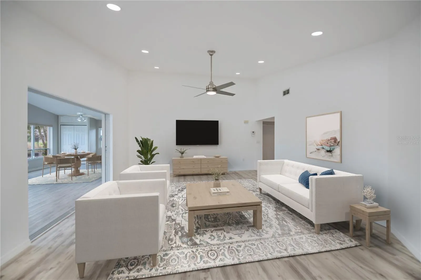 425 CYPRESS FOREST DR