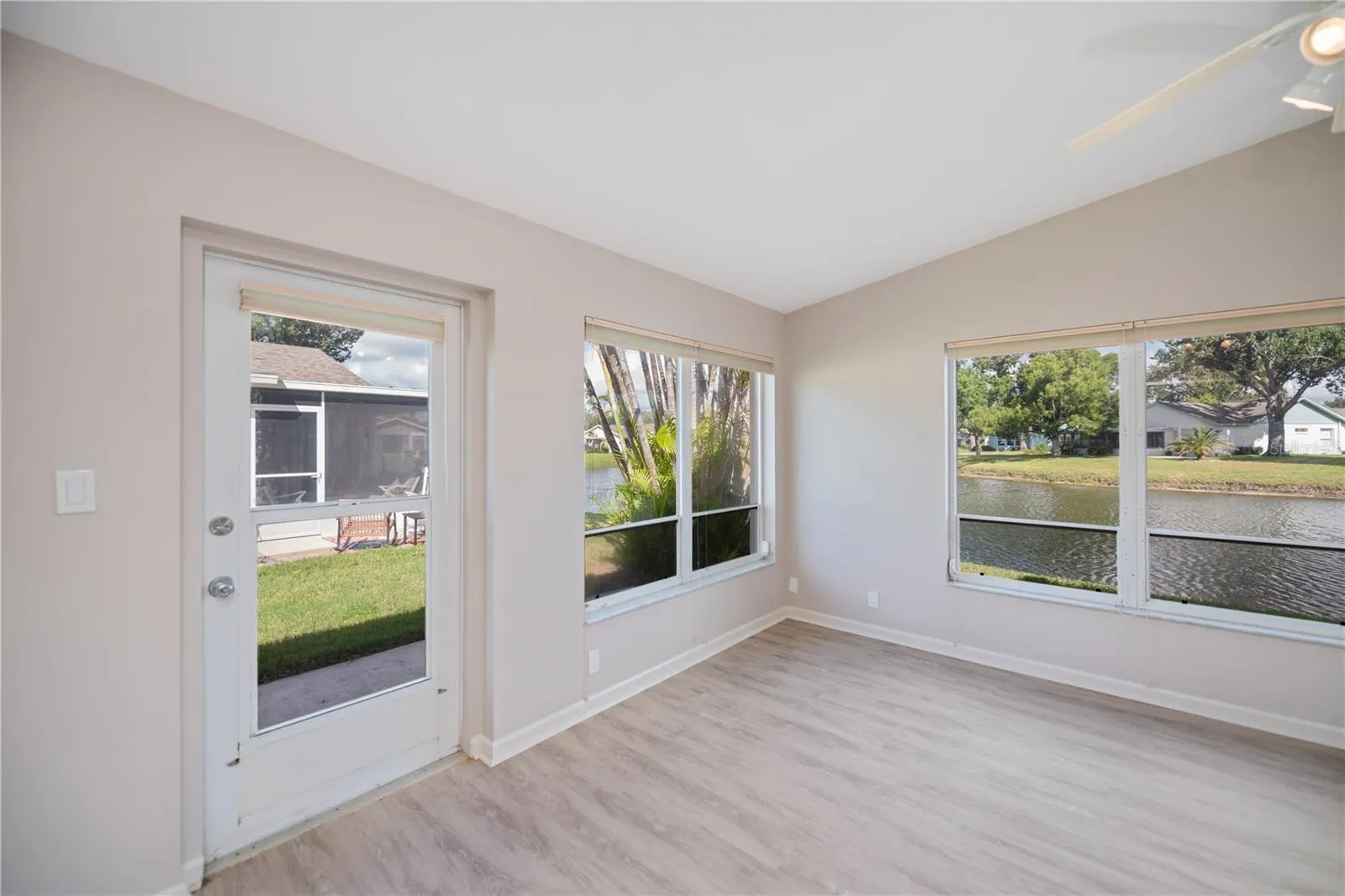 425 CYPRESS FOREST DR