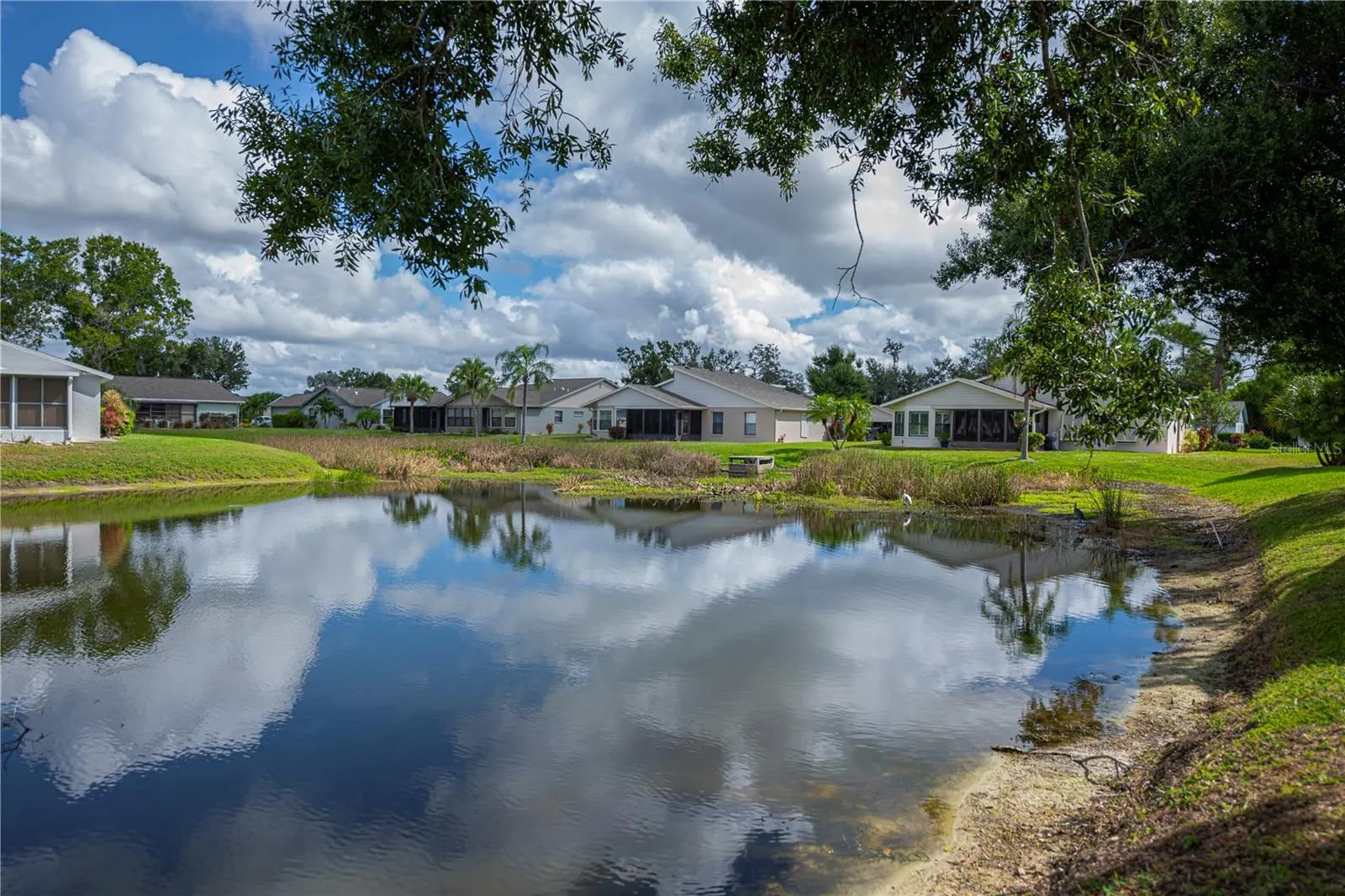 425 CYPRESS FOREST DR