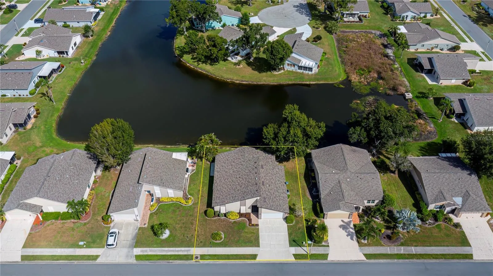425 CYPRESS FOREST DR