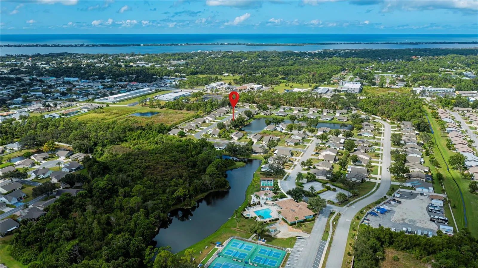 425 CYPRESS FOREST DR