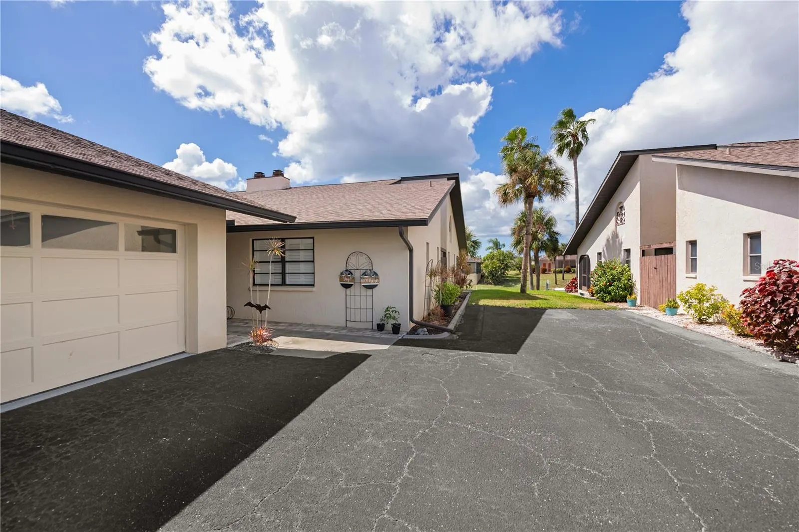 365 ENGLEWOOD ISLES PKWY #3, #3