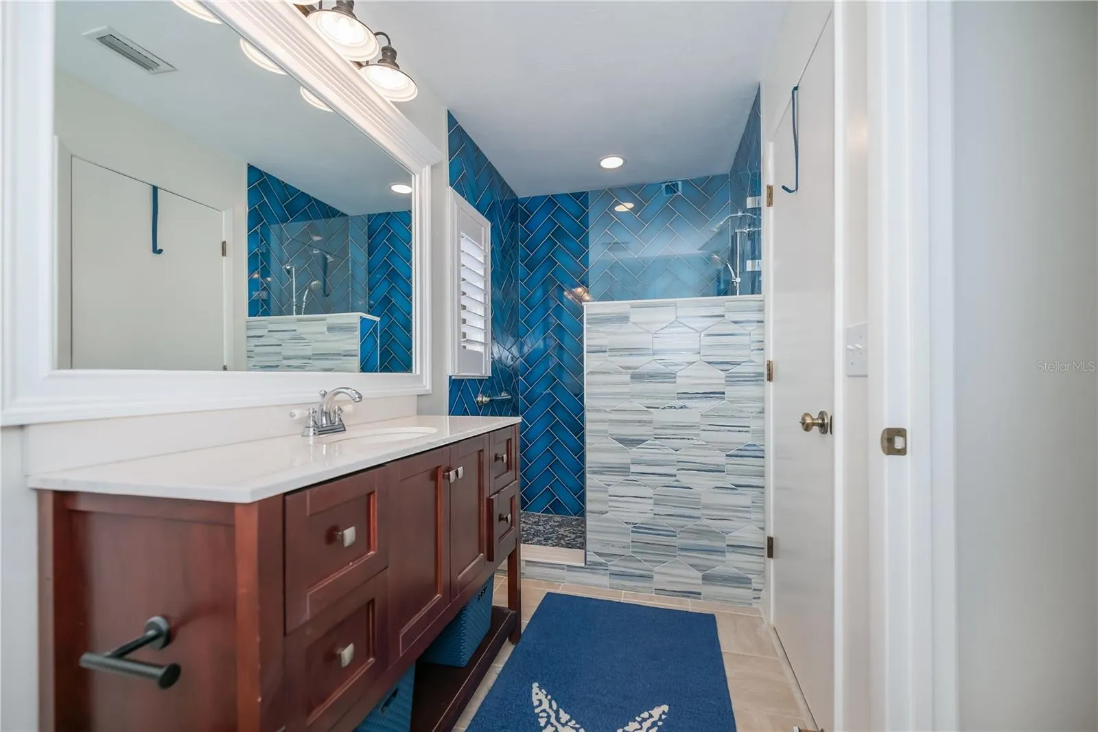 365 ENGLEWOOD ISLES PKWY #3, #3