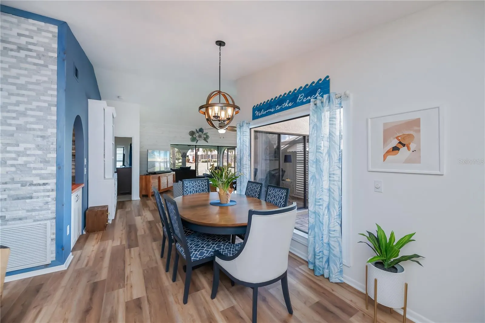 365 ENGLEWOOD ISLES PKWY #3, #3