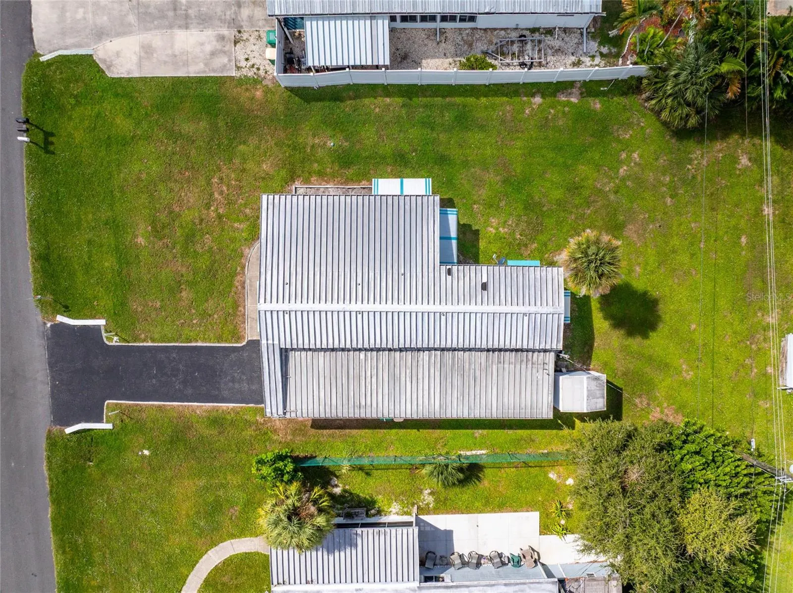 315 CALLE LIANA