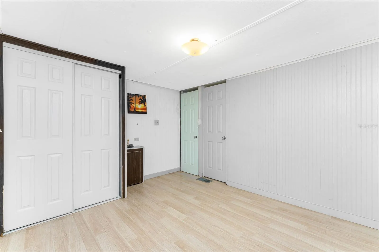 315 CALLE LIANA