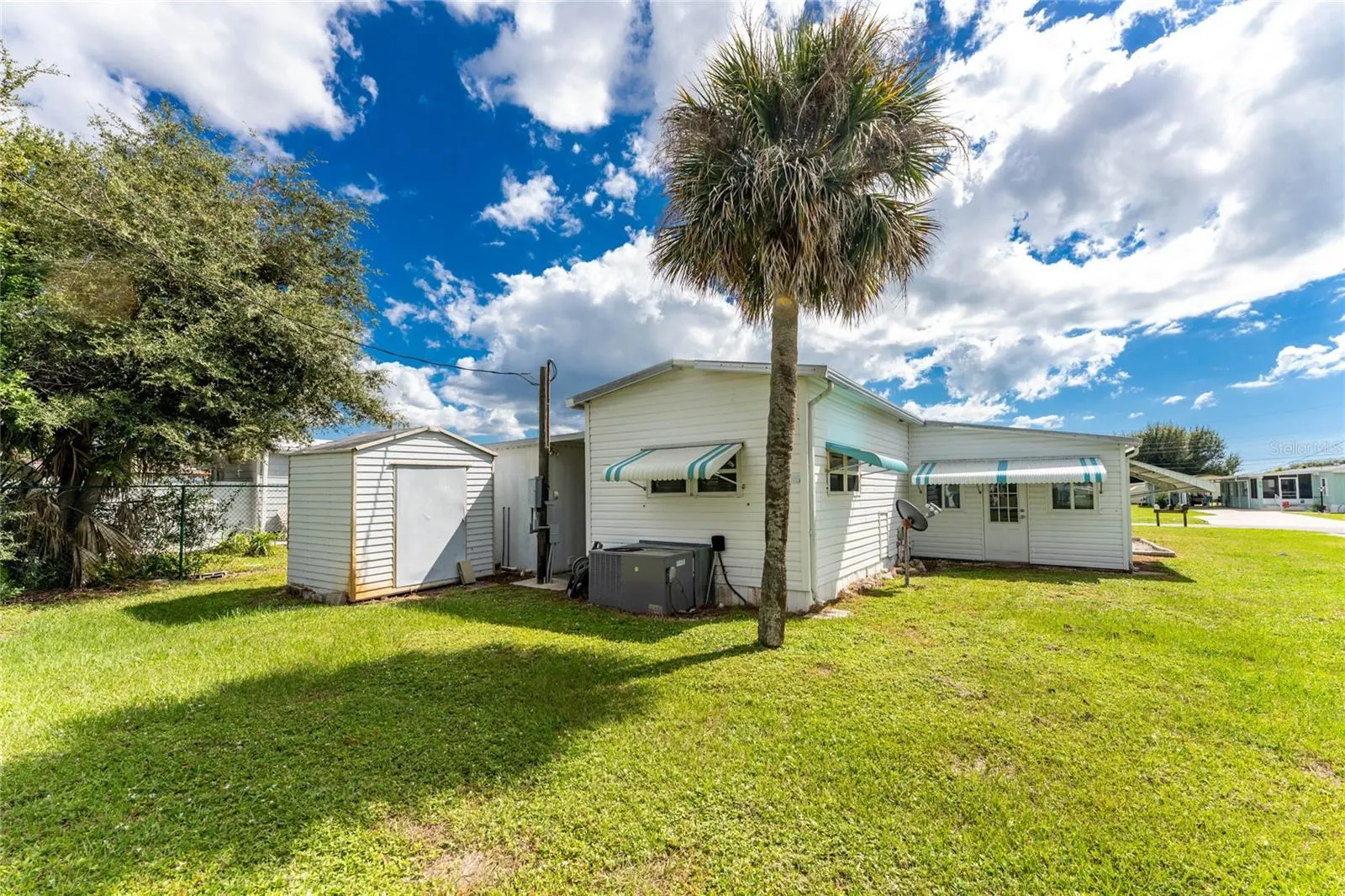 315 CALLE LIANA